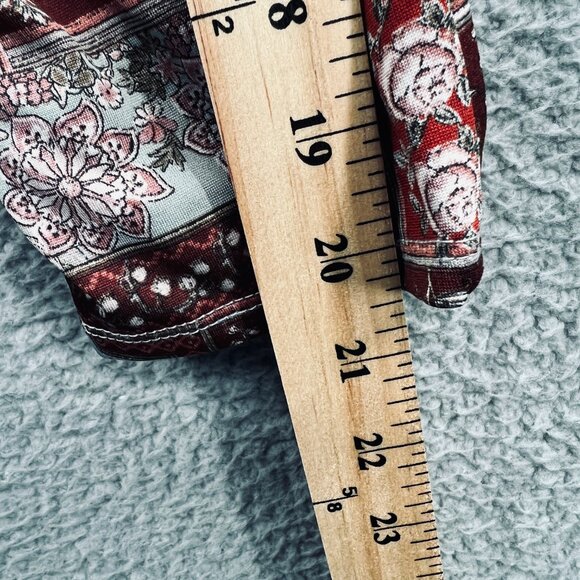 Above And Beyond Womens Top‎ 1X Burgundy Floral Patchwork Eyelet Detail Sleeve - Picture 10 of 10